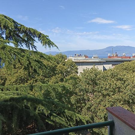 Apartman Pecine Риека Экстерьер фото